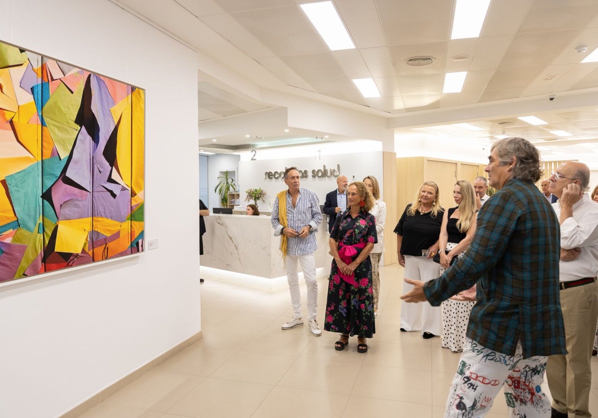 Recoletas Salud Marbella acoge una exposición fotográfica de Hubertus Von Hohenlohe