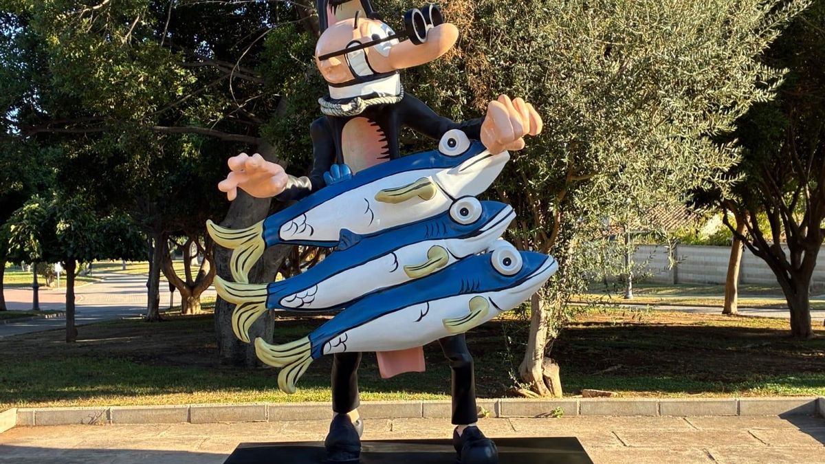 Los personajes del inolvidable Ibáñez viven ya para siempre en el parque de La Batería de Torremolinos