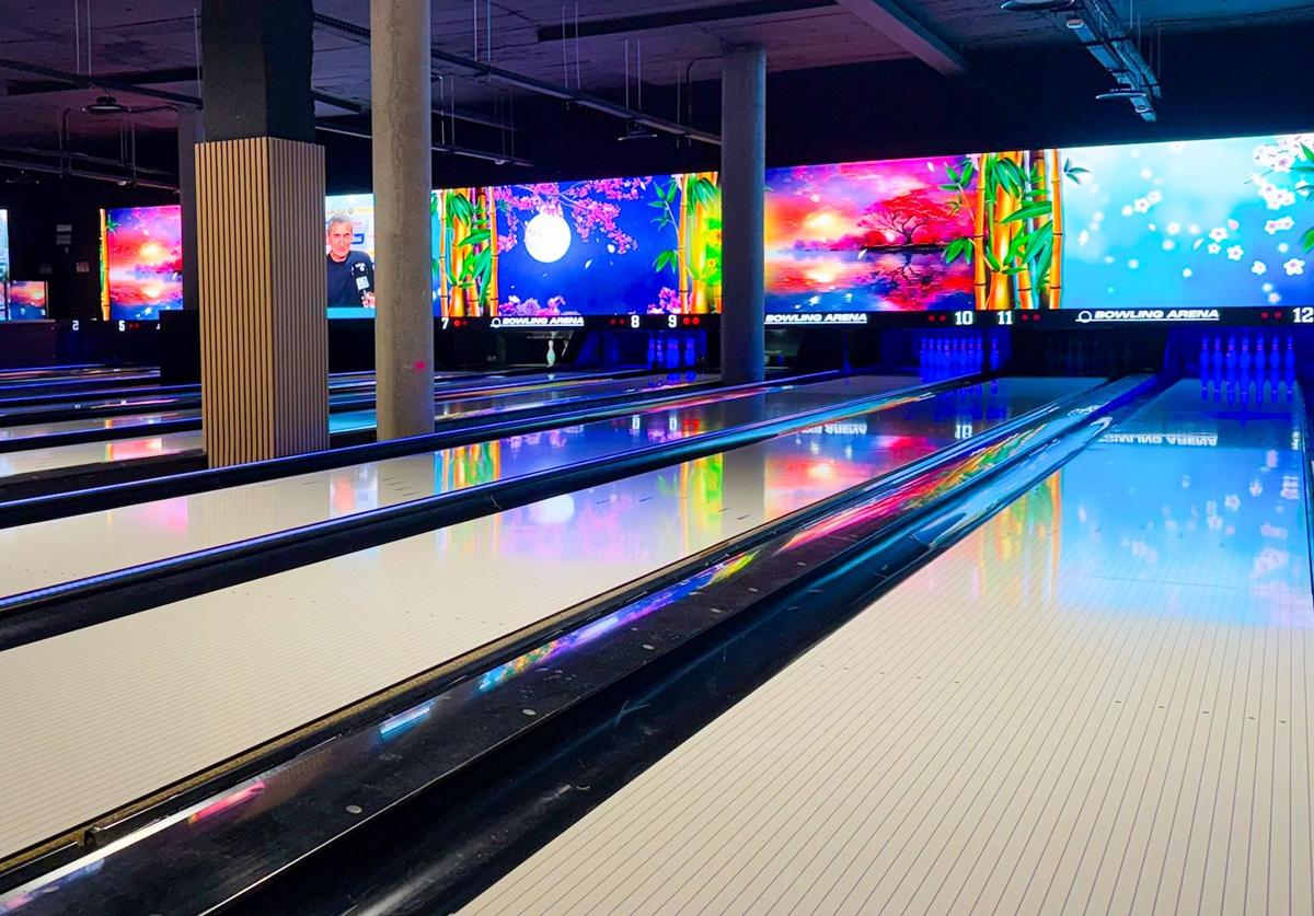 Bowling Arena Marbella: la nueva bolera de moda