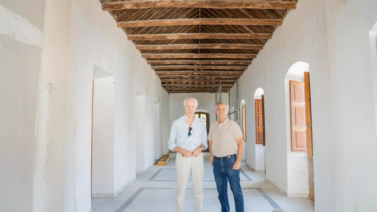Estepona descubre una techumbre de madera de principios del siglo XX durante las obras de ampliación del Museo Arqueológico