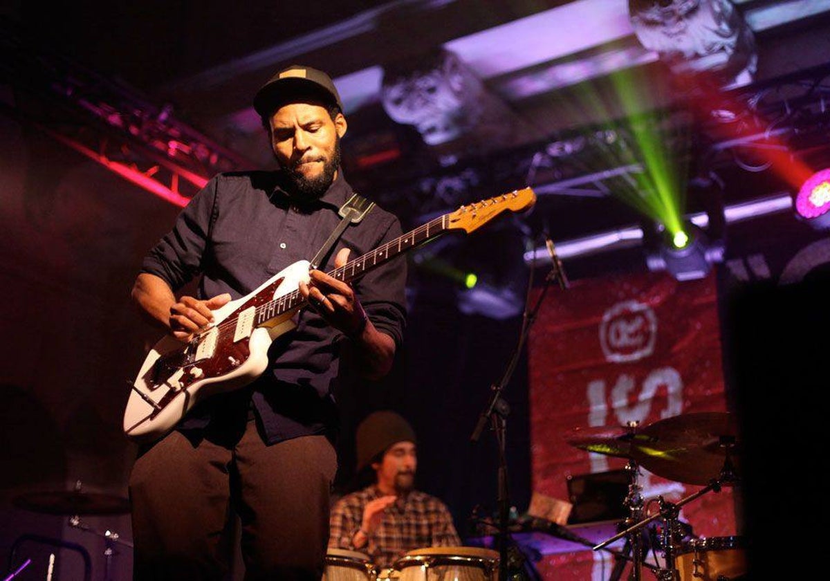 Ray Barbee, leyenda del skate, la música y la fotografía, abre el Festival Moments en Málaga