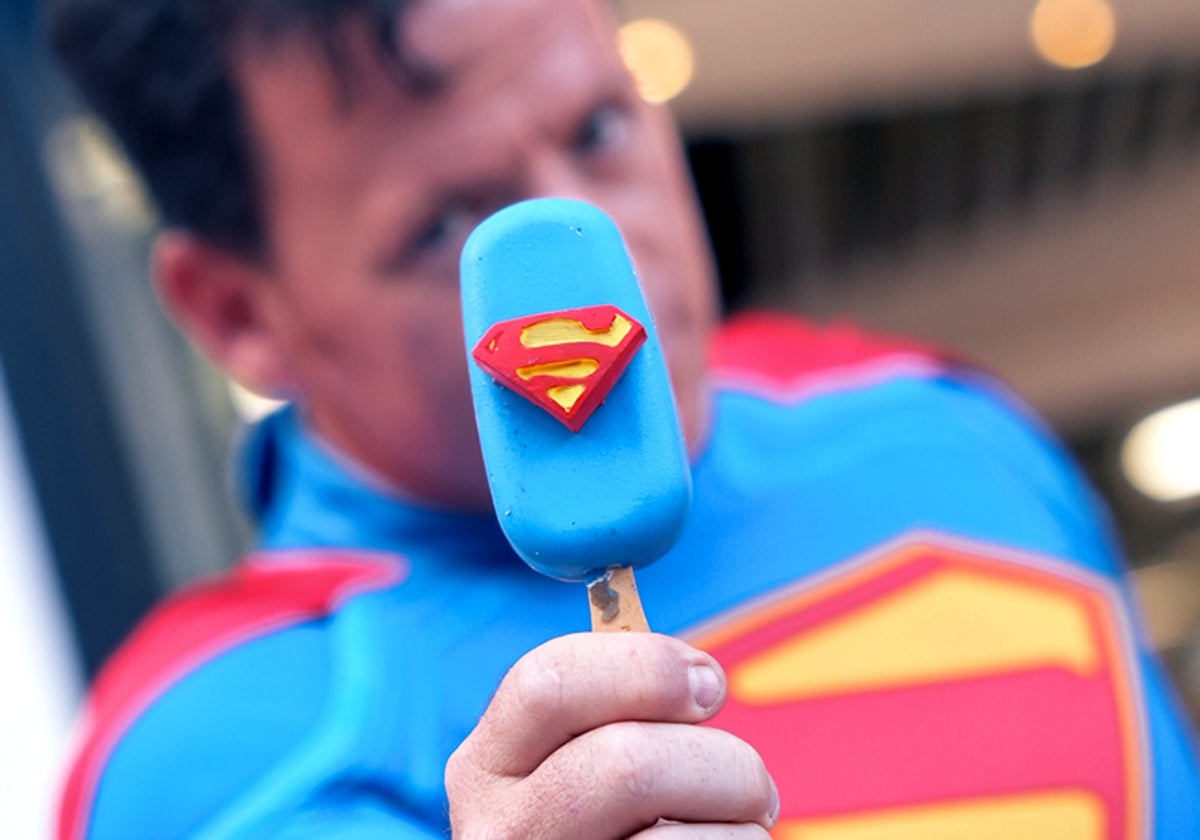 Helados con superpoderes: Arkyn aterriza en Málaga con sabores de Batman, Superman y Wonder Woman