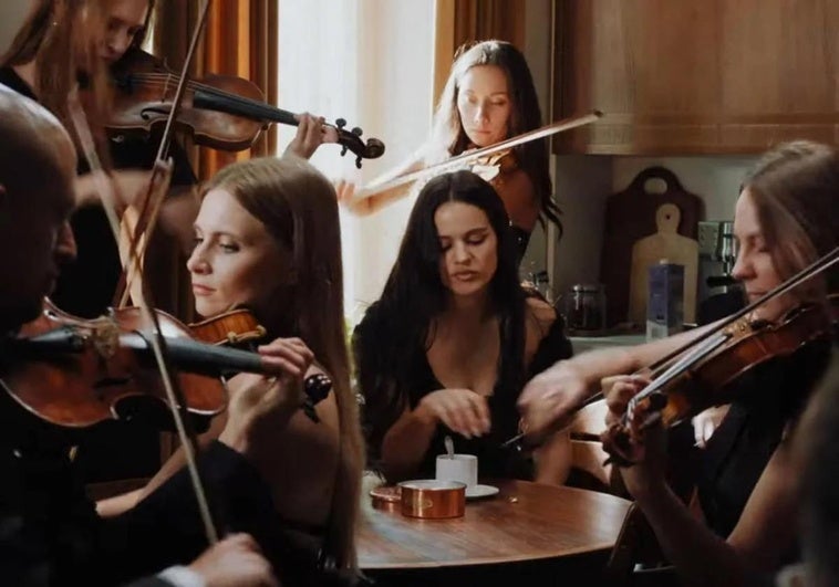 Rosalía vuelve a sorprender con 'Berghain', una cantata del siglo XXI