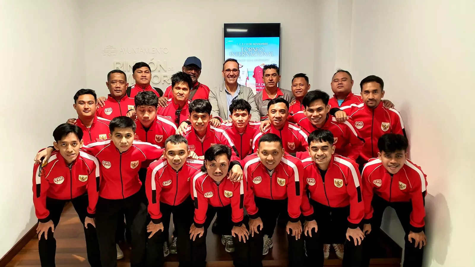 El equipo de Indonesia elige Torre de Benagalbón como parte de su preparación para el Campeonato Asiático de Hockey Sala