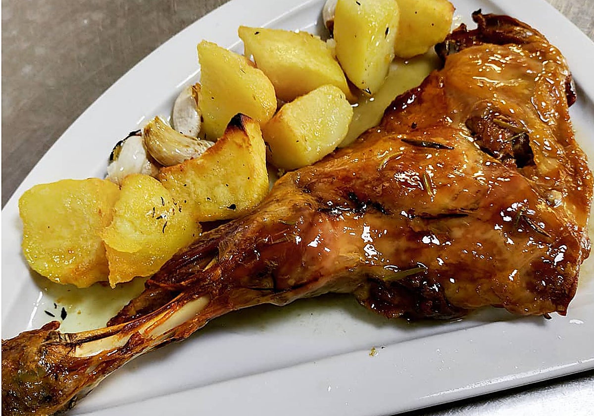 El restaurante Frutos cumple 70 años: así se come en este clásico de Torremolinos