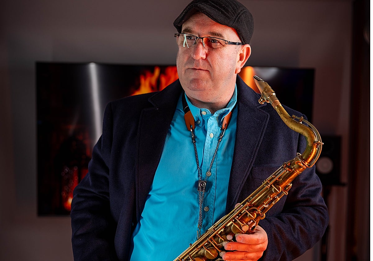 El jardinero saxofonista de Alhaurín de la Torre