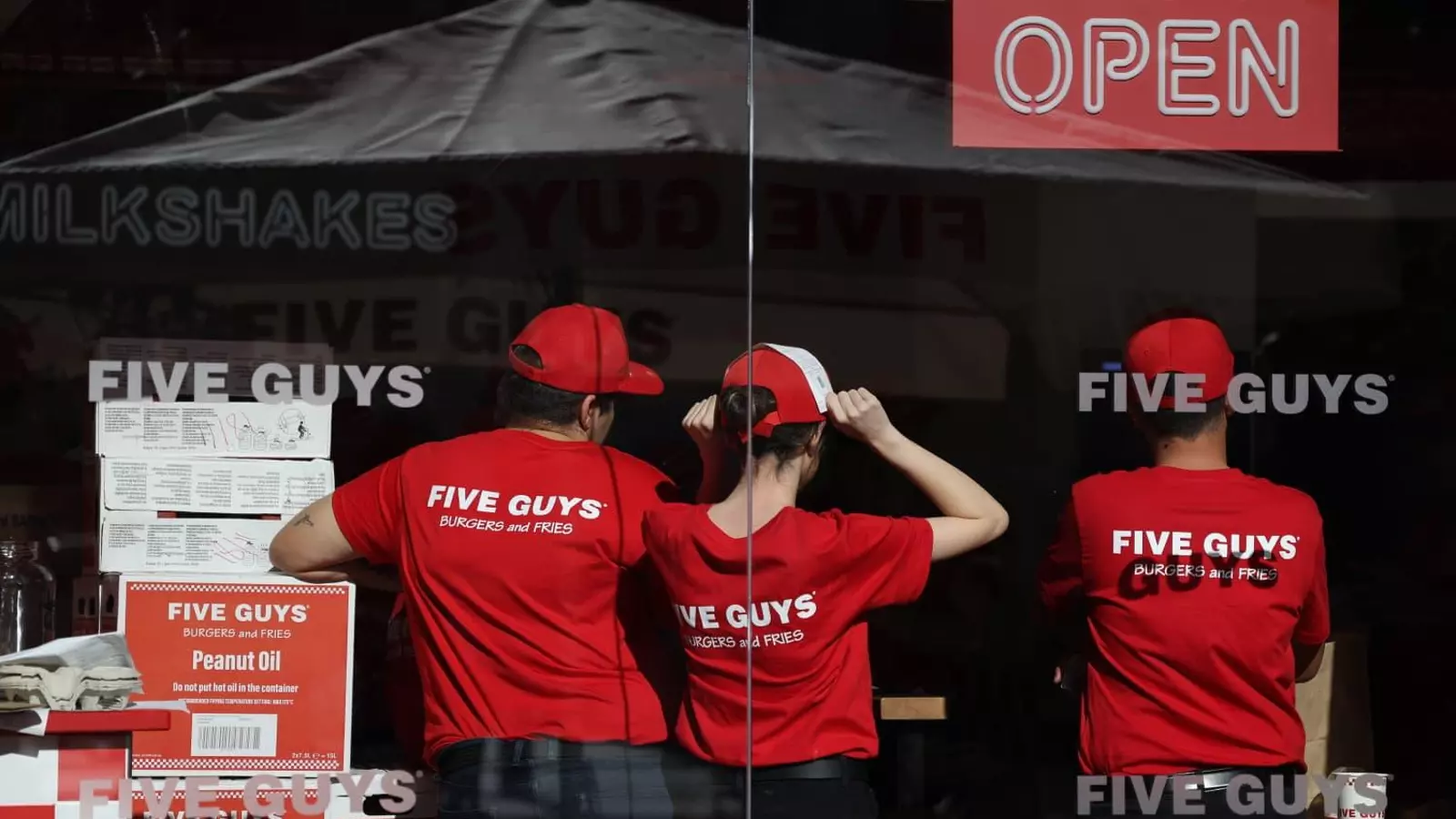 Five Guys inaugura su quinta hamburguesería en la provincia de Málaga: ya está abierta en plena Alameda