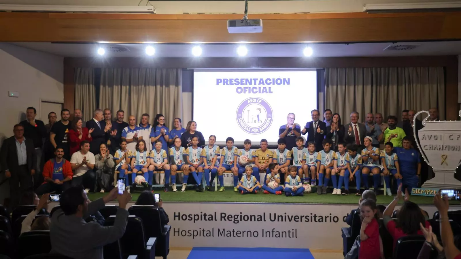 Avoi suma vida y deporte con el primer club de fútbol español en Málaga compuesto por niños en tratamiento de cáncer