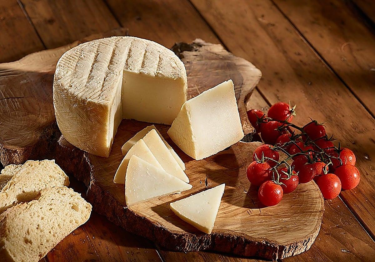 La XI Feria del Queso 'Popi' Sabor a Málaga reunirá en Estepona a 30 empresas