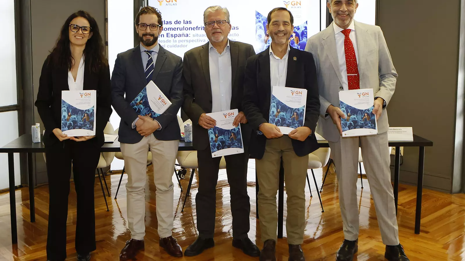 Piden humanizar la atención a las glomerulonefritis crónicas