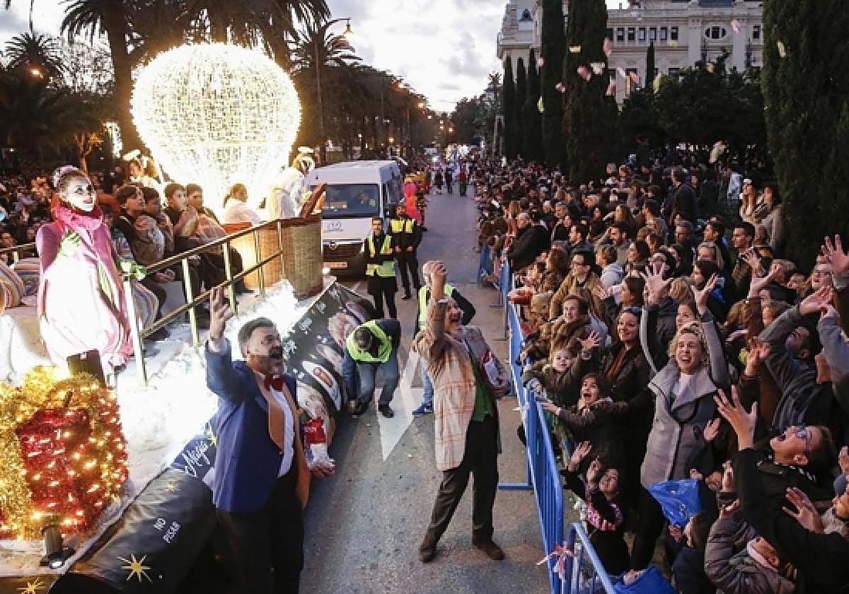 Salen a la venta las sillas para la Cabalgata de Reyes en Málaga