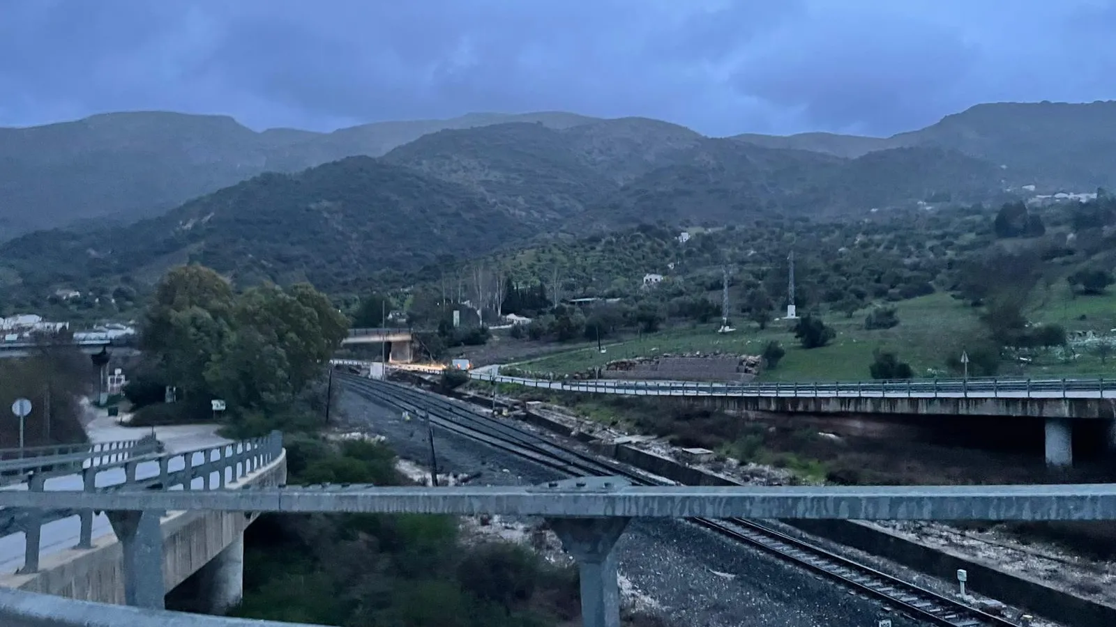 Cortes de la Frontera y Jimera de Líbar se preparan ante el aviso rojo por lluvia: 