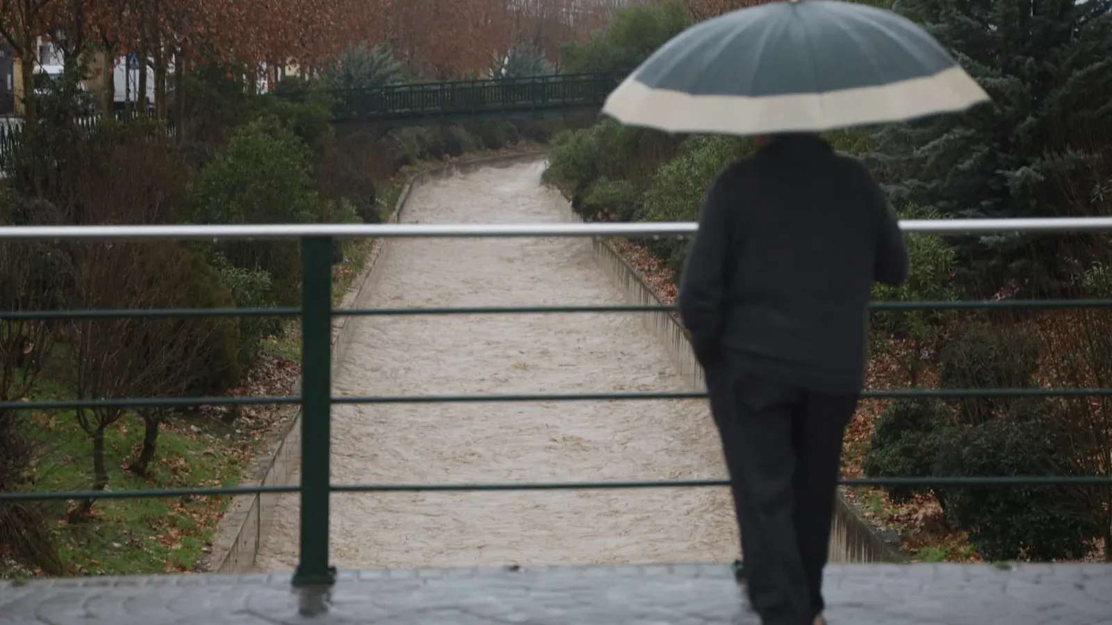 Las lluvias de la borrasca 'Leonardo' dejan cerca de 150 litros en Málaga y un centenar de incidencias