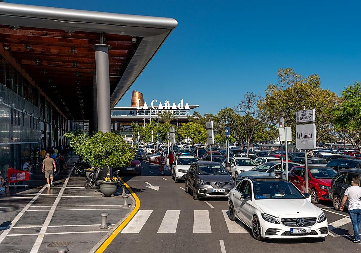 La Cañada Shopping: punto de encuentro social reflejo de la cultura de Andalucía