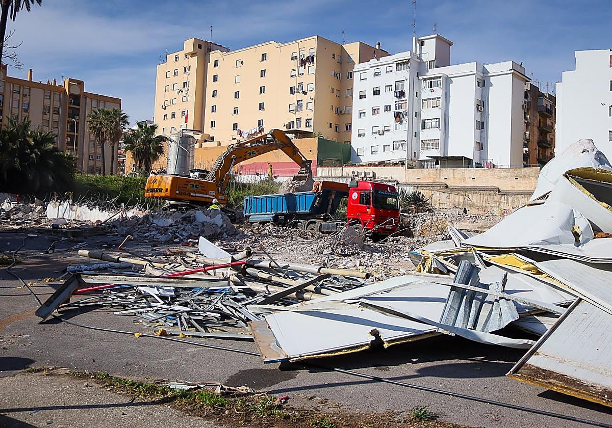 Cambios en el 'parking' del hospital Civil en Málaga: se quedará sin la mitad de plazas