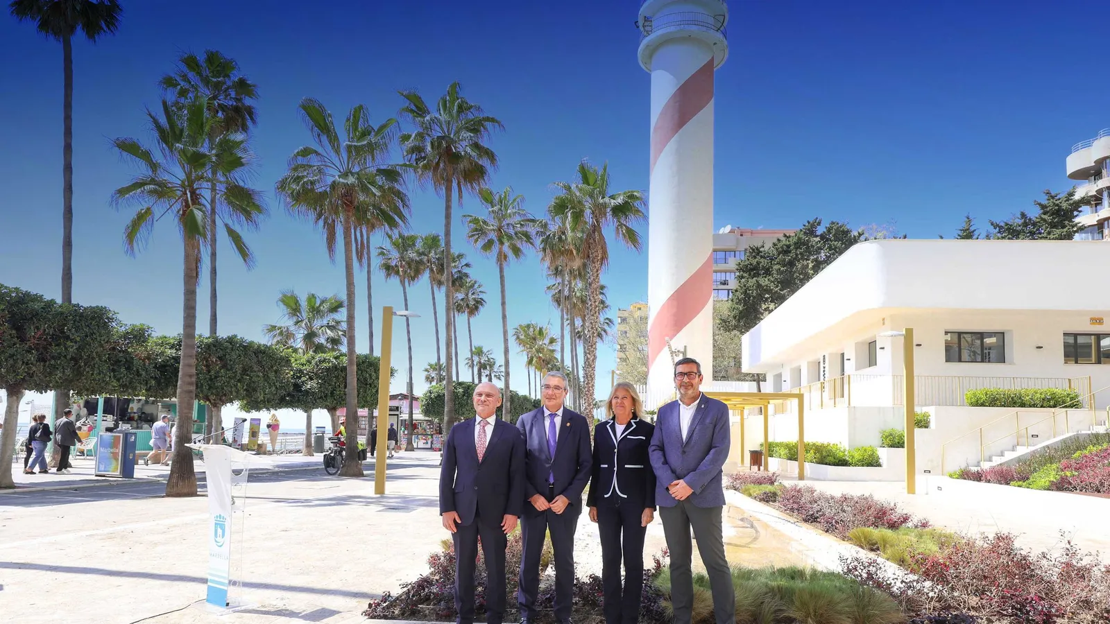 El Faro de Marbella reabre con una Oficina de Turismo y un Aula del Mar