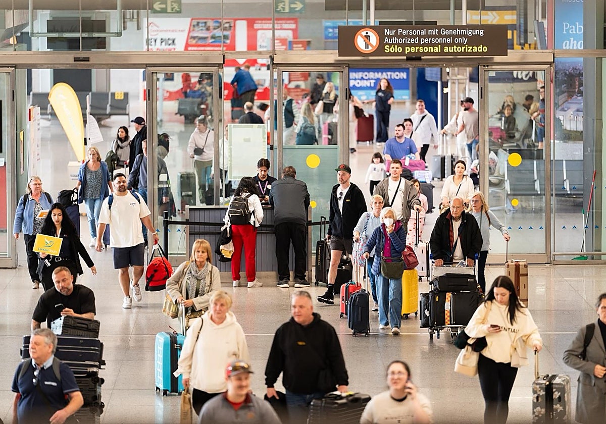 El aeropuerto de Málaga prevé esta Semana Santa menos vuelos que en 2025