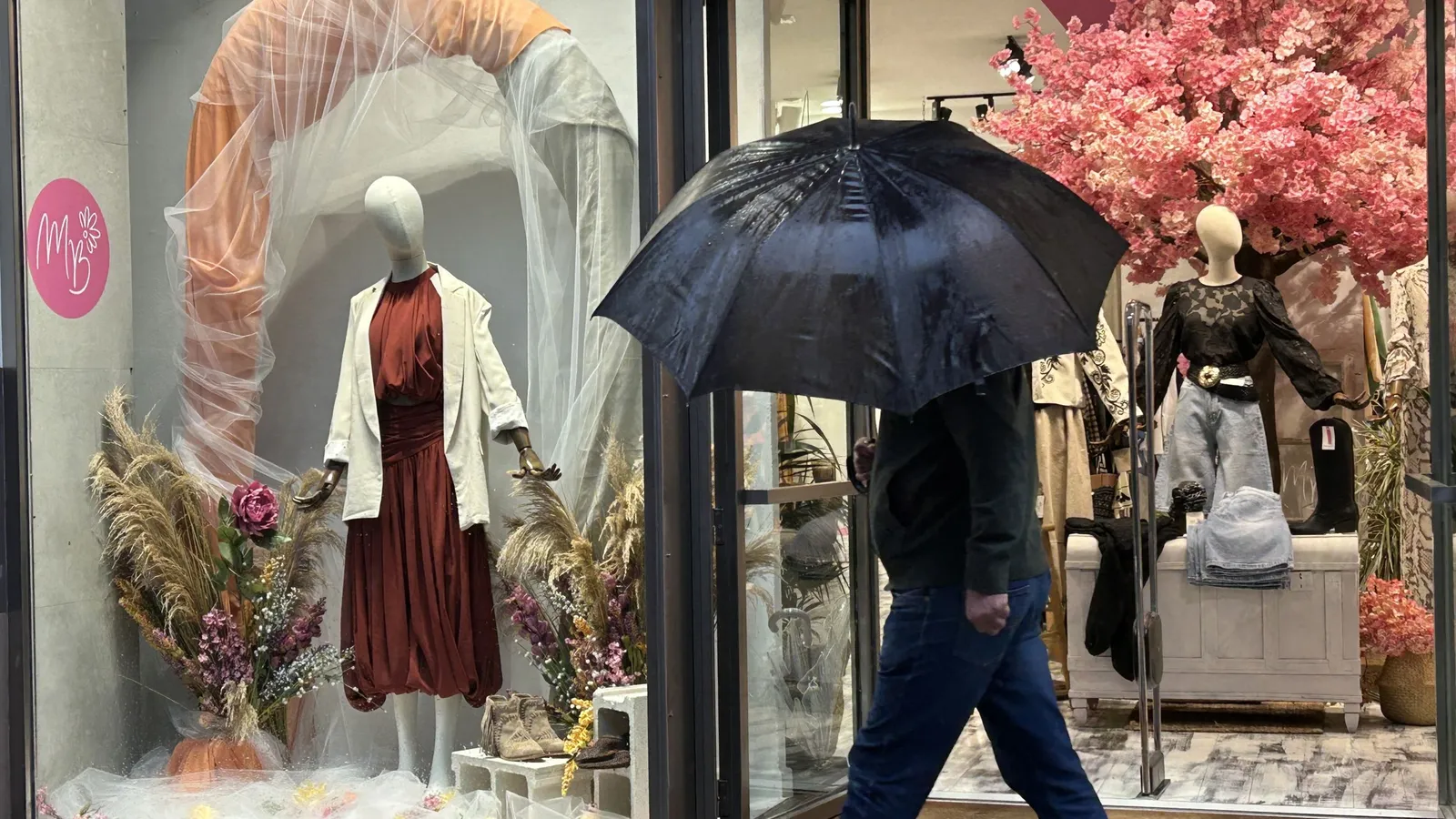 Antequera fomenta las compras en comercios locales con premios y descuentos