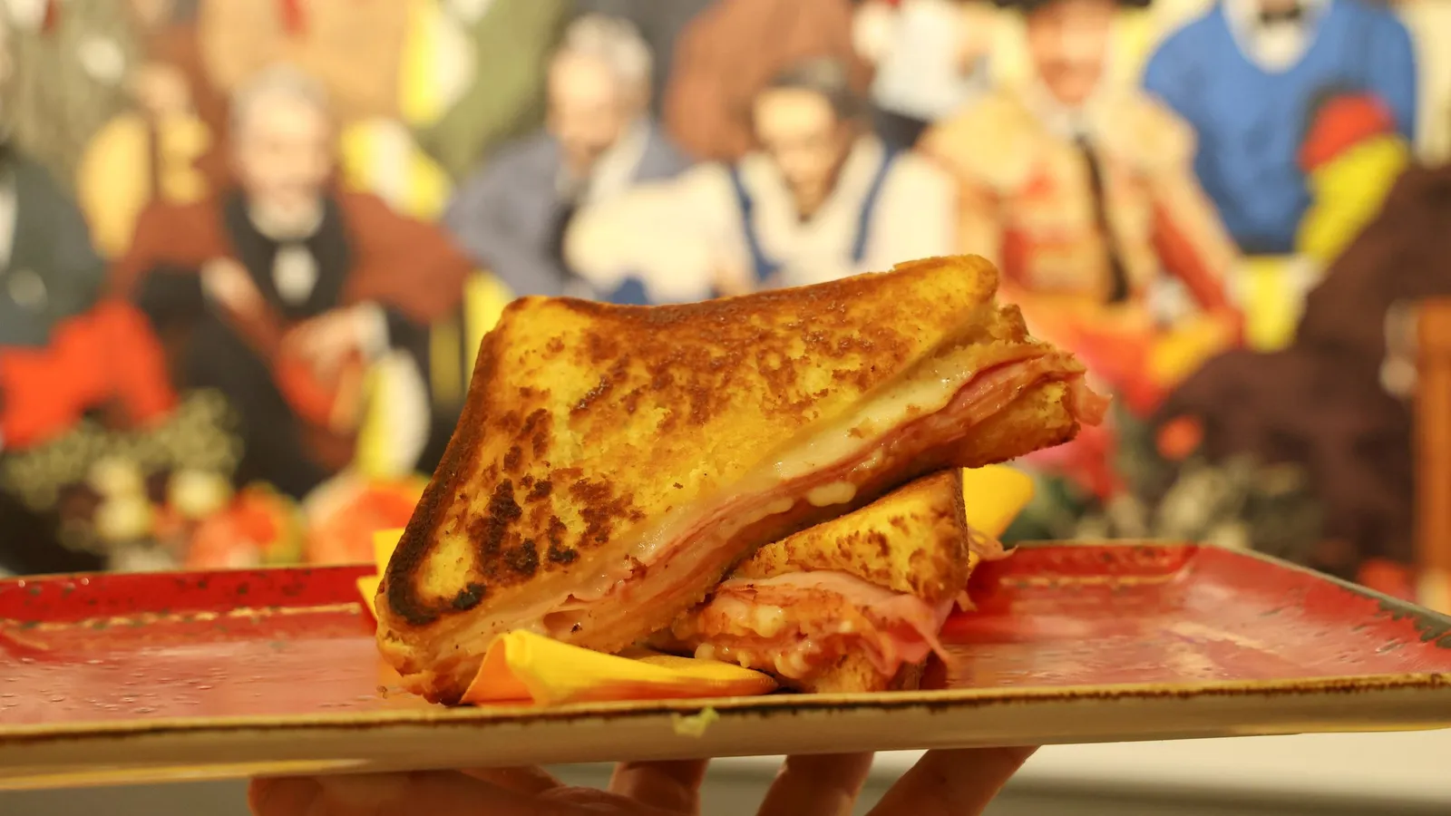 El clásico que nunca muere: hoy su Día Mundial y estos son algunos de los mejores sándwich de Málaga