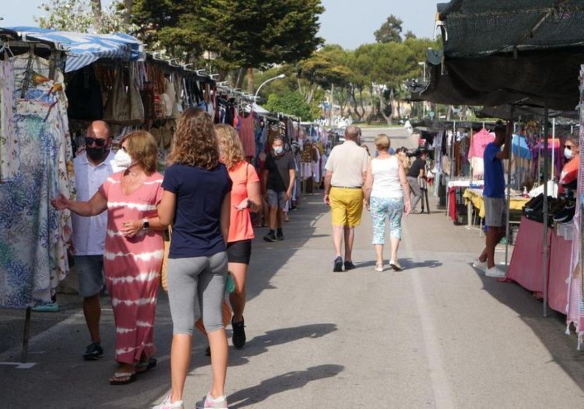 Saturday plan in Mijas: explore the markets of La Cala and Las Lagunas