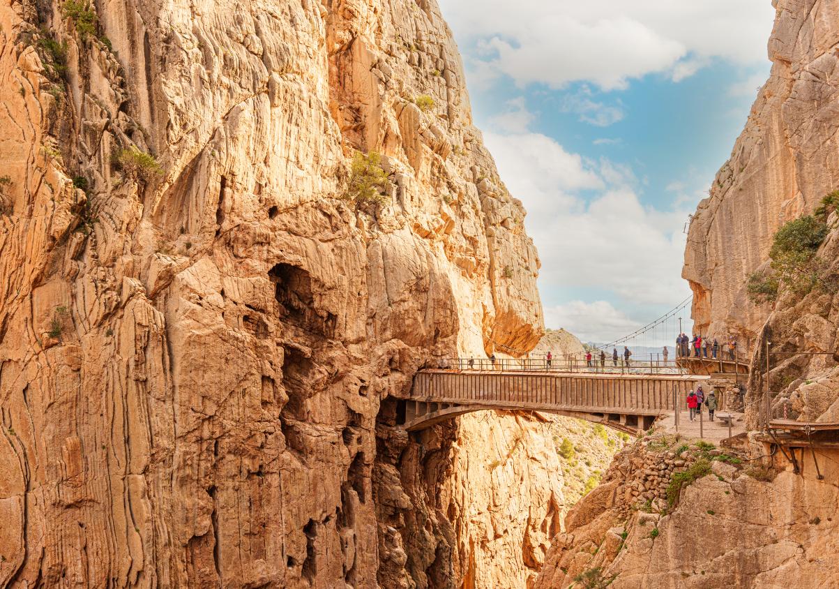 Caminito del Rey: how to get there, where to park and what you will discover along the route