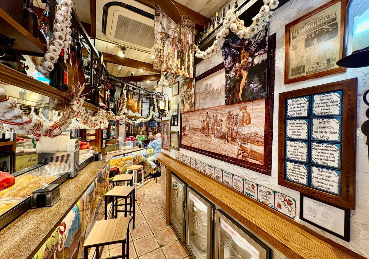 Lo Güeno, the Historic Málaga Restaurant That Turned Tapas into an Art Form