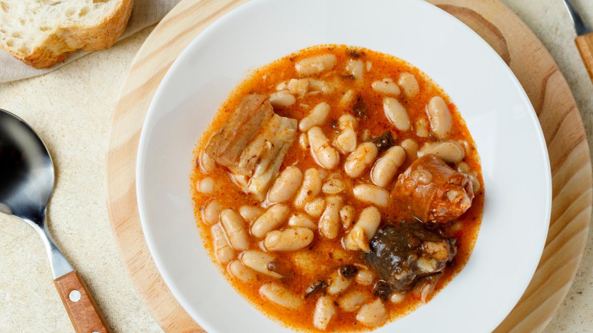 Five Málaga Restaurants for Gazpachuelo, Fabada and Hearty Autumn Stews