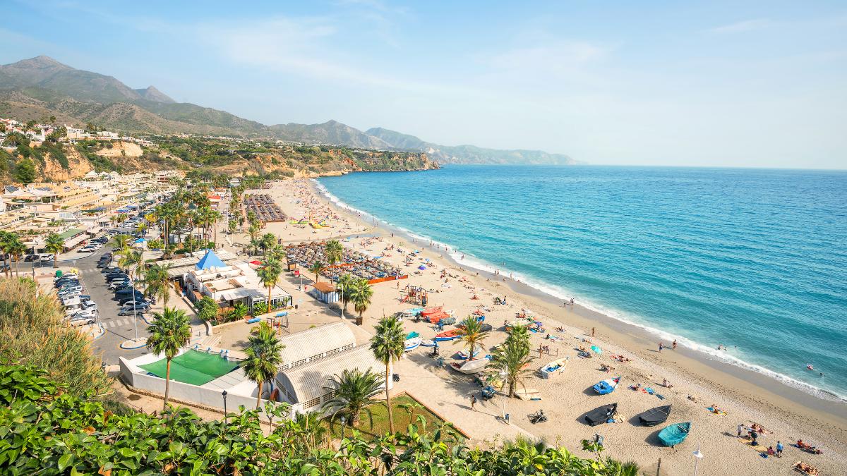 Así es el turista de bienestar que quiere atraer la Costa del Sol: estancias largas y viajes fuera del verano