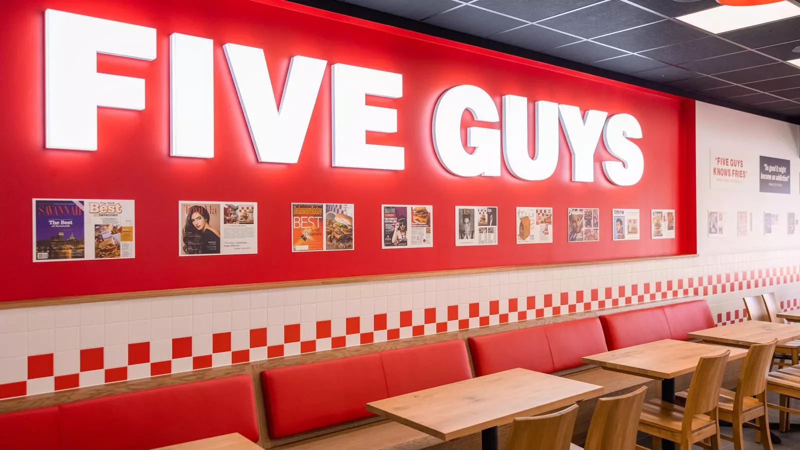Nuevo Five Guys en Marbella, un año después de la apertura del primero en la ciudad