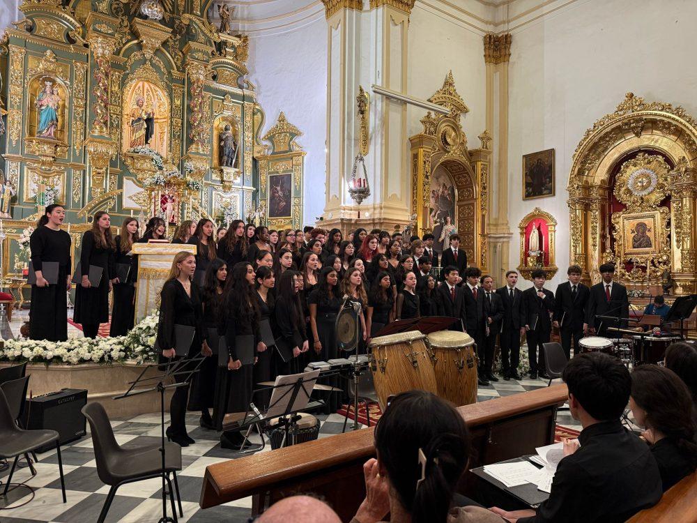 De Massachusetts a Marbella: la coral del Lexington High School triunfa en la Costa del Sol