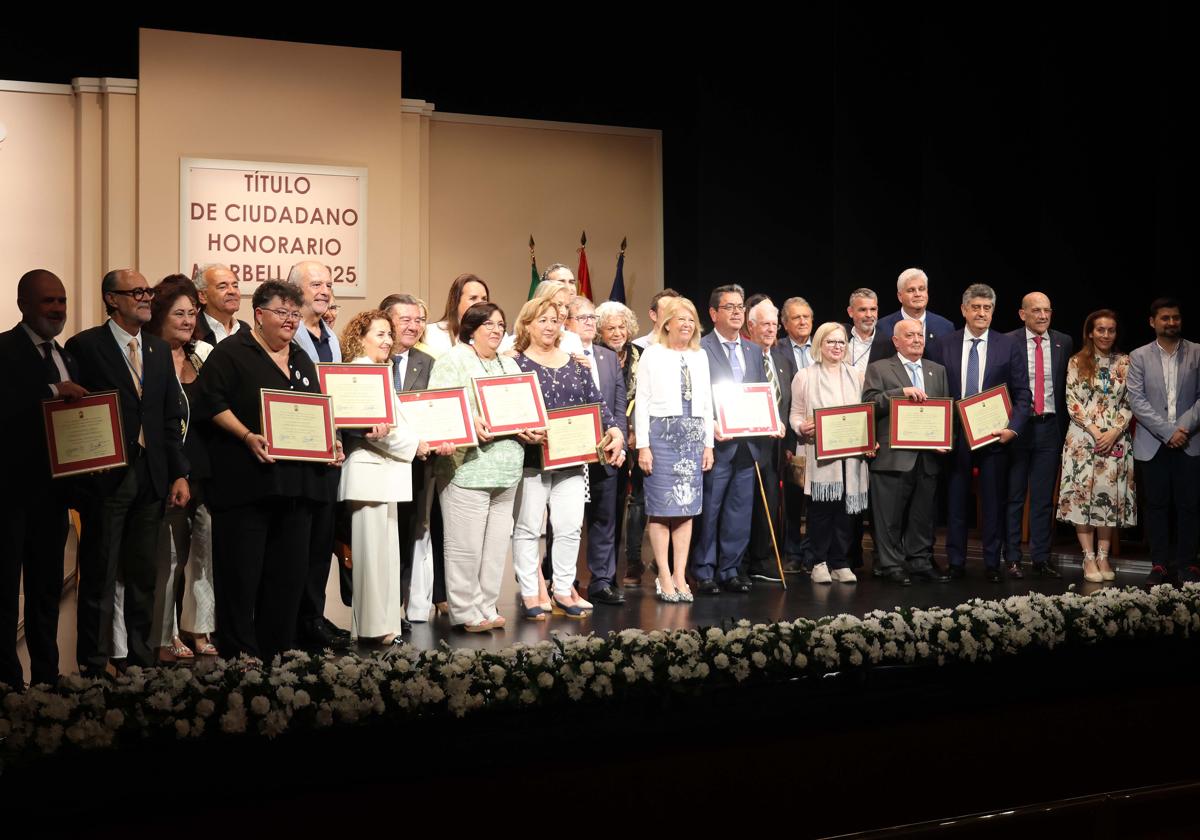 Marbella rinde homenaje a los Ciudadanos Honorarios de 2025