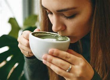 ¿Es el matcha una alternativa más saludable al café?