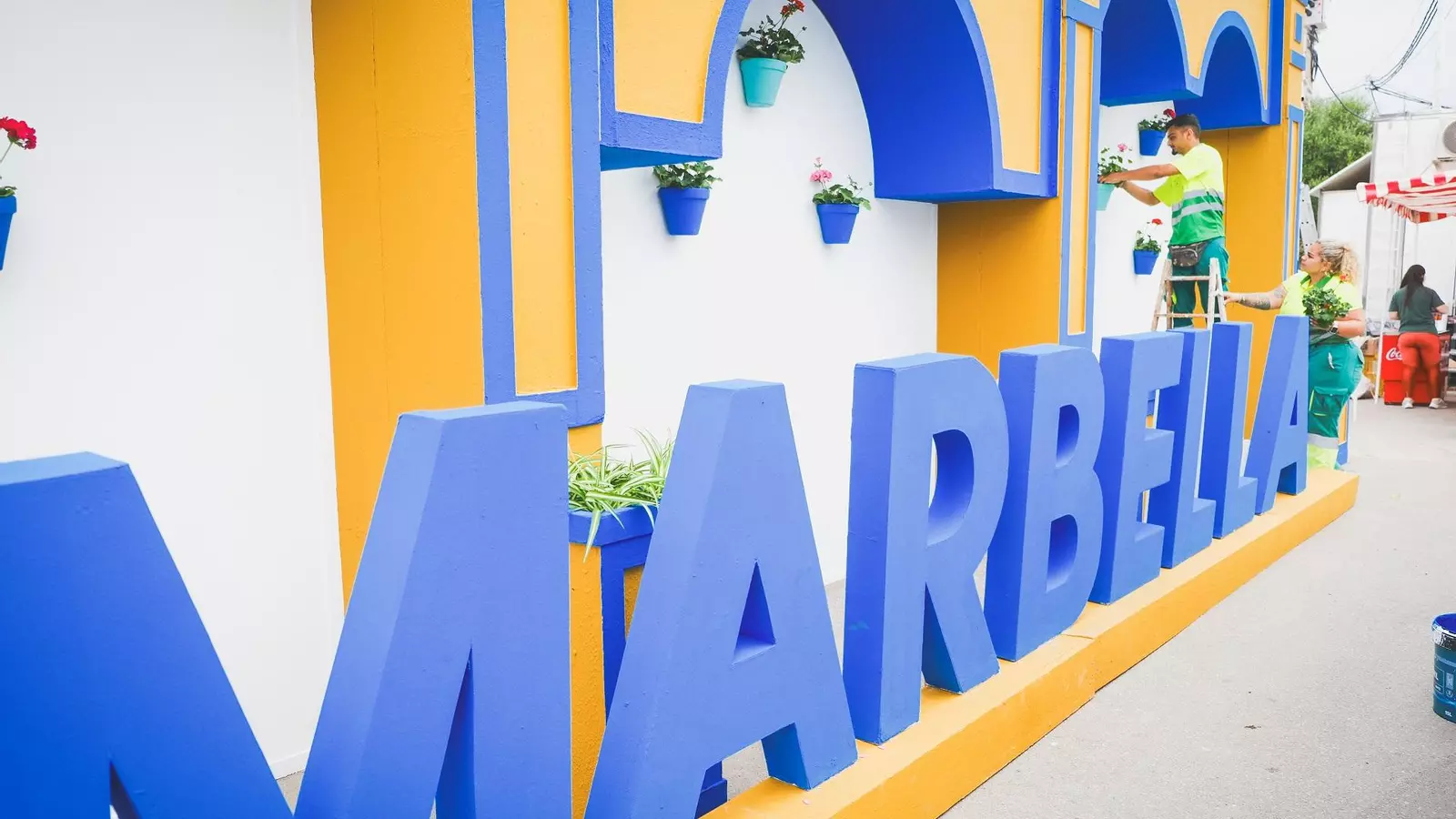 Marbella engalana la Feria con más de 500 plantas ornamentales