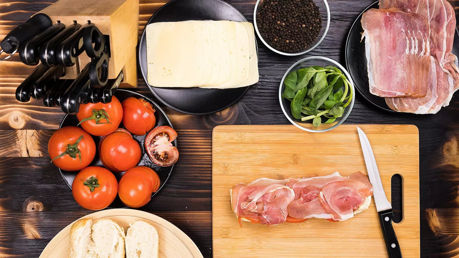 Cuidado en la cocina: cómo cocinar y conservar los alimentos