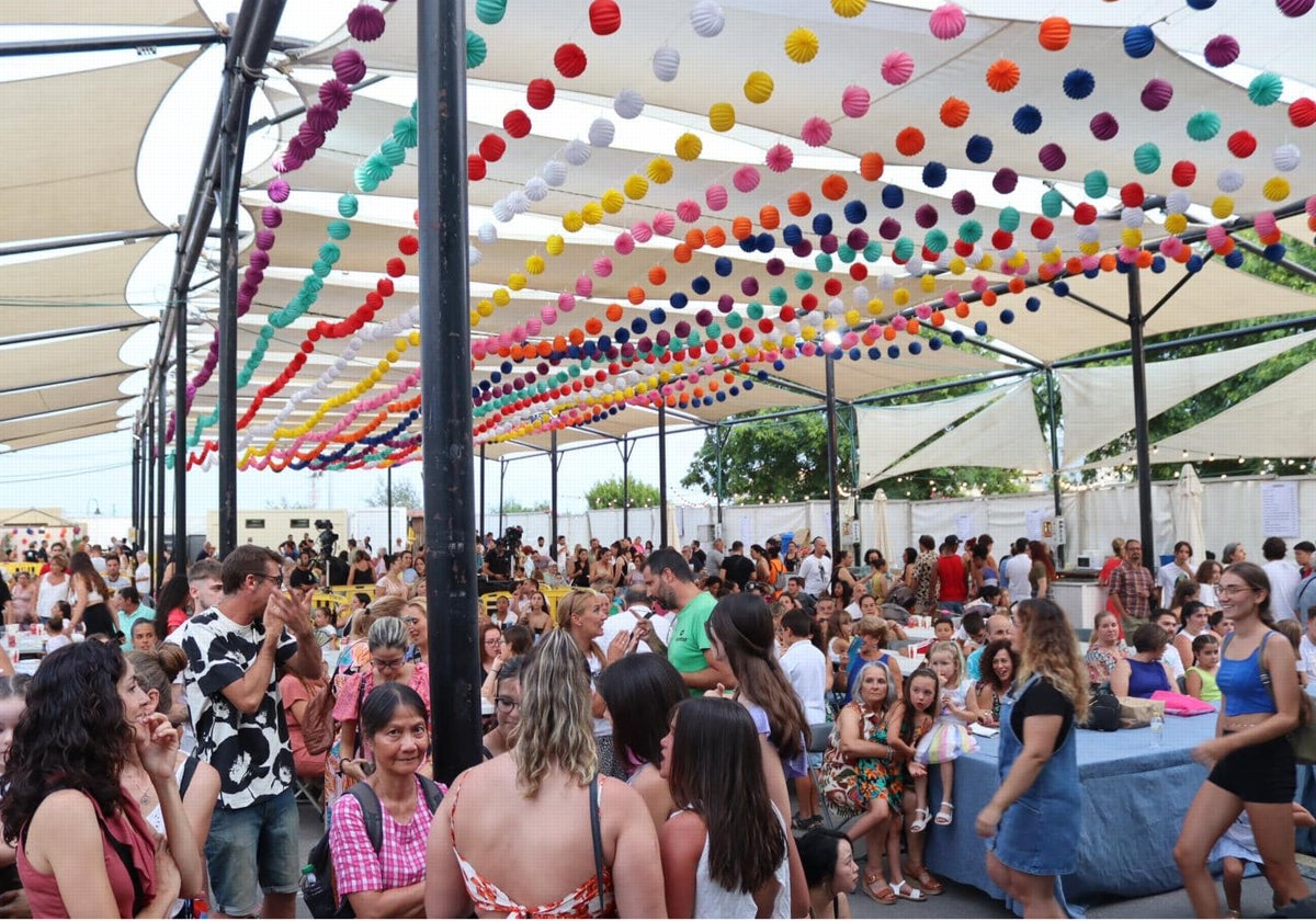 Conciertos gratuitos y una cena homenaje a los mayores: Las Lagunas de Mijas calienta motores para su feria