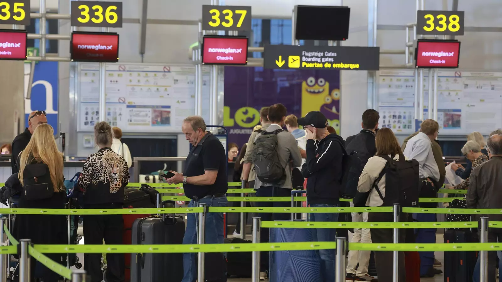 Vuelos desde Málaga por menos de 50 euros en el mes de julio: Ibiza, Mallorca, Menorca, Oporto, Marrakech...