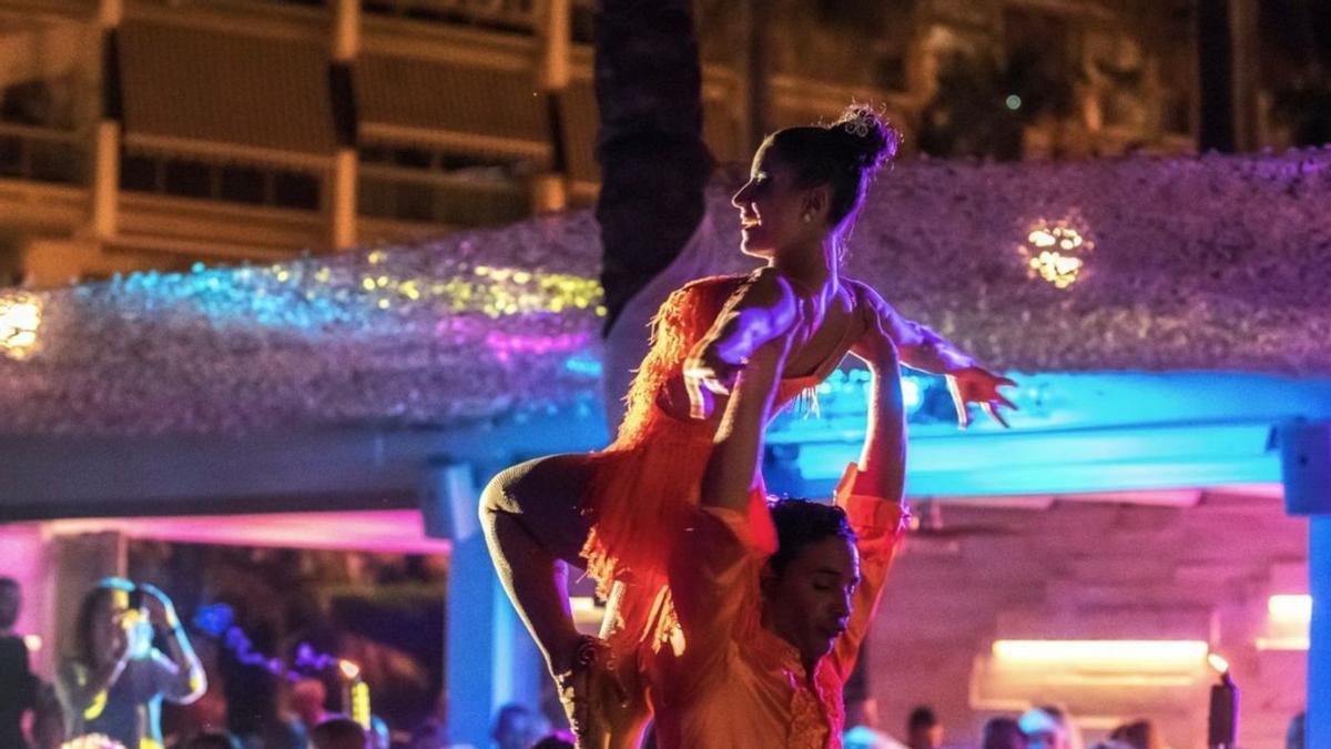 Hogueras y gastronomía para celebrar San Juan en Marbella