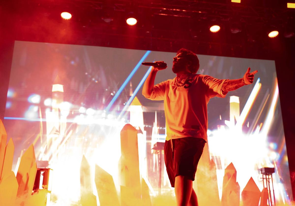 El 101 Music Festival entra en erupción con el fuego lunar de Cruz Cafuné