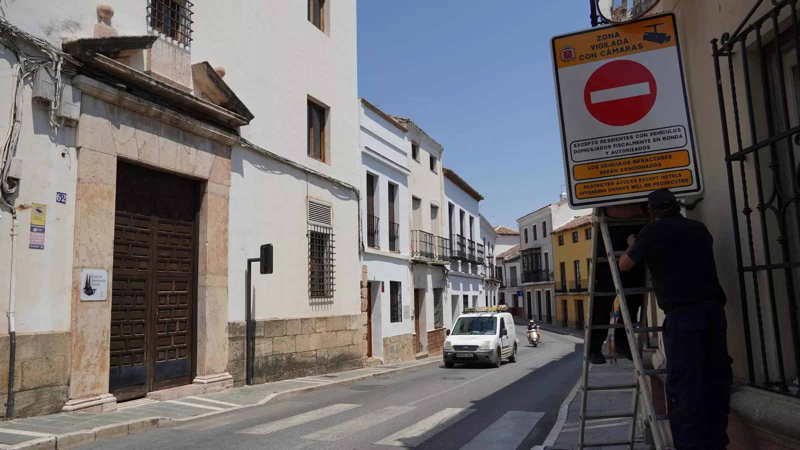 Ronda restringirá a partir de agosto el paso de vehículos por el Puente Nuevo