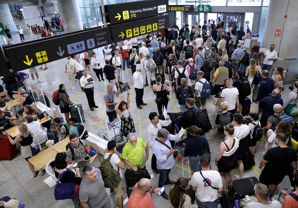 Jornadas con más de 600 vuelos en el primer fin de semana de julio en el aeropuerto de Málaga