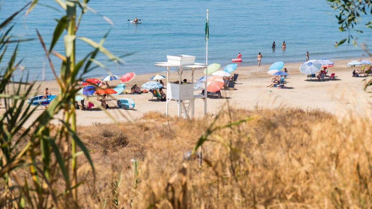 Más de 2.300 incidencias en las playas de Marbella en la primera mitad de julio
