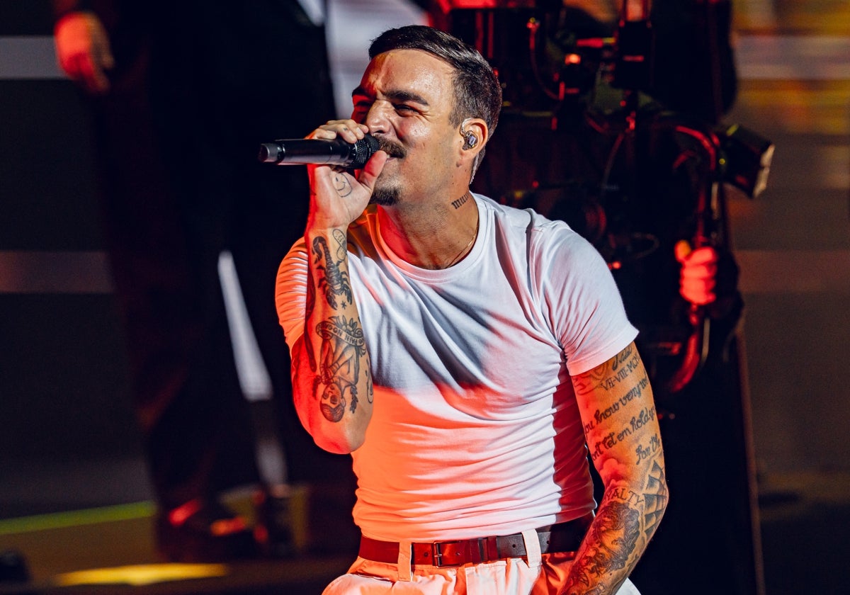 Rels B aterriza como un ángel caído del cielo en Starlite