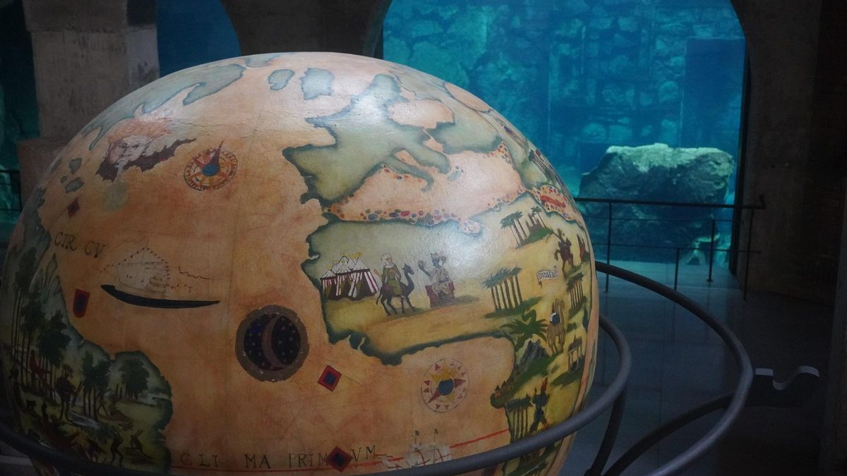 Bioparc Fuengirola recrea la expedición de Magallanes y Elcano para mostrar la diversidad de especies del planeta