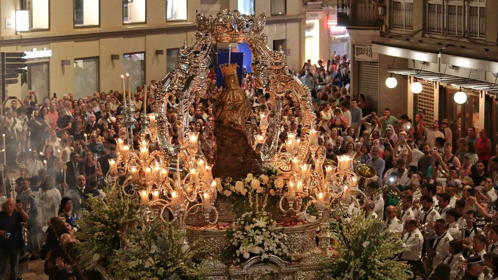 Procesión de la Virgen de la Victoria en Málaga: horario, recorrido y los actos en honor de la Patrona