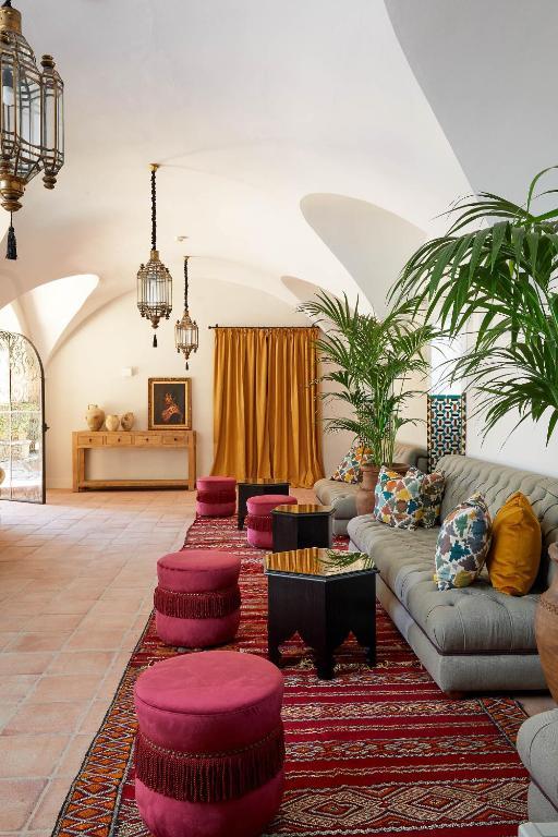 Hotel Soho Boutique Castillo de Santa Catalina 5*