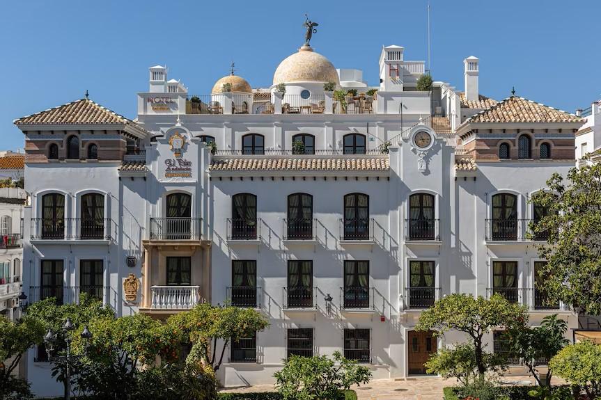 Hotel El Pilar