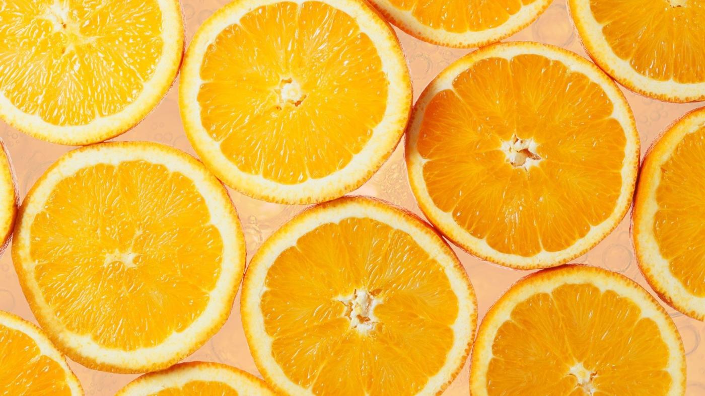 7 señales de que te falta vitamina C y qué hacer al respecto